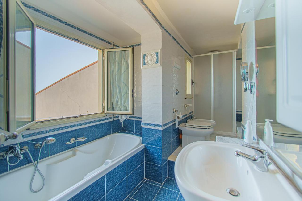 House On The Sea Apartment